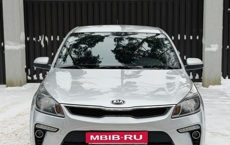 KIA Rio IV, 2018 год, 1 380 000 рублей, 8 фотография