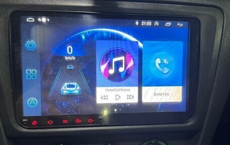 Skoda Rapid I, 2015 год, 880 000 рублей, 16 фотография