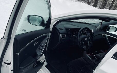 Hyundai i30 II рестайлинг, 2013 год, 620 000 рублей, 7 фотография