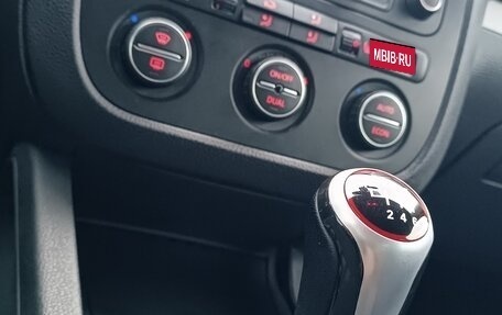 Volkswagen Jetta VI, 2006 год, 750 000 рублей, 9 фотография