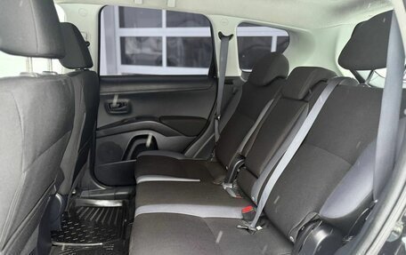 Mitsubishi Outlander III рестайлинг 3, 2011 год, 1 250 000 рублей, 10 фотография