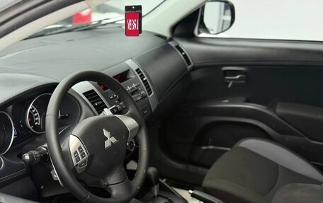 Mitsubishi Outlander III рестайлинг 3, 2011 год, 1 250 000 рублей, 12 фотография