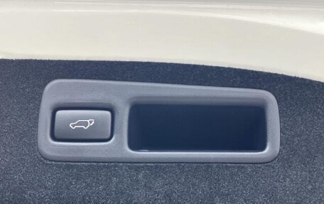 Toyota Harrier, 2018 год, 2 186 000 рублей, 15 фотография