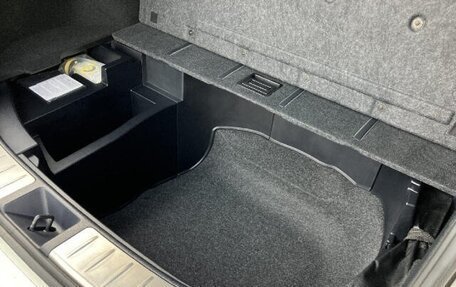 Toyota Harrier, 2018 год, 2 186 000 рублей, 13 фотография