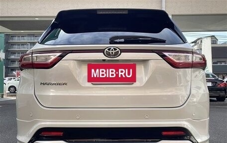 Toyota Harrier, 2018 год, 2 186 000 рублей, 4 фотография