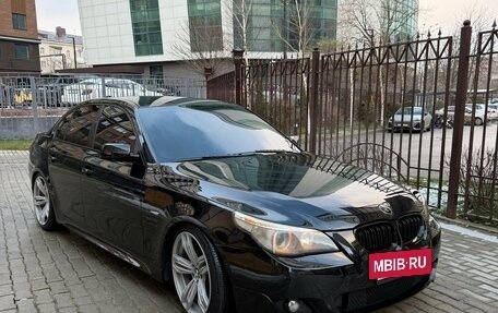 BMW 5 серия, 2004 год, 1 280 000 рублей, 2 фотография