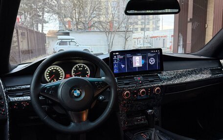 BMW 5 серия, 2004 год, 1 280 000 рублей, 5 фотография