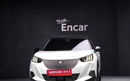 Peugeot 2008 II, 2023 год, 2 485 000 рублей, 3 фотография