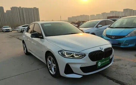 BMW 1 серия, 2023 год, 1 389 000 рублей, 6 фотография