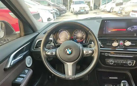 BMW 1 серия, 2023 год, 1 389 000 рублей, 12 фотография