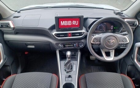 Toyota Raize I, 2023 год, 1 407 000 рублей, 13 фотография