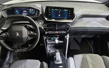 Peugeot 208 II, 2022 год, 2 245 800 рублей, 5 фотография