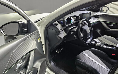 Peugeot 208 II, 2022 год, 2 245 800 рублей, 11 фотография