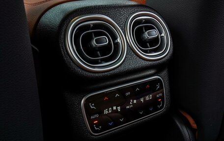 Mercedes-Benz GLC, 2023 год, 6 890 000 рублей, 21 фотография