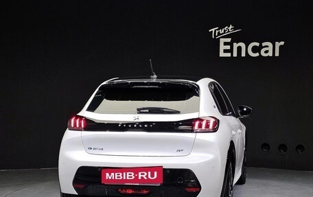 Peugeot 208 II, 2022 год, 2 245 800 рублей, 4 фотография