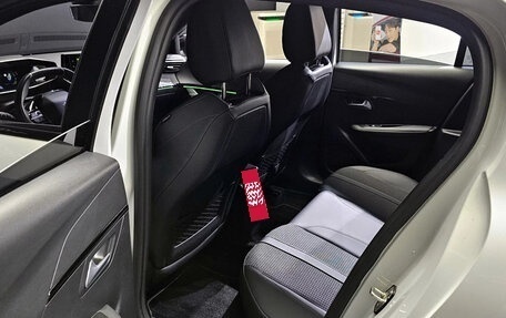 Peugeot 208 II, 2022 год, 2 245 800 рублей, 13 фотография