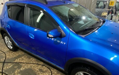 Renault Sandero II рестайлинг, 2016 год, 1 070 000 рублей, 4 фотография