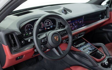 Porsche Cayenne III, 2025 год, 18 890 000 рублей, 10 фотография