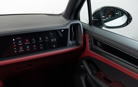 Porsche Cayenne III, 2025 год, 18 890 000 рублей, 20 фотография