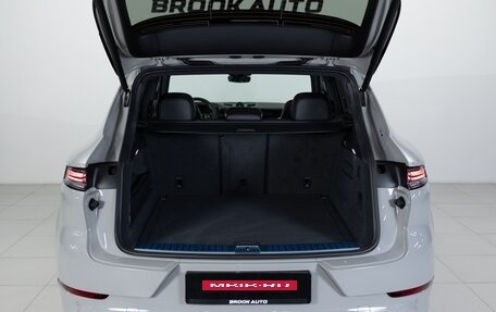 Porsche Cayenne III, 2025 год, 18 890 000 рублей, 32 фотография