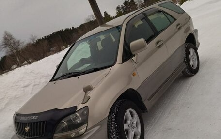 Toyota Harrier, 1998 год, 800 000 рублей, 2 фотография