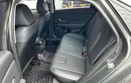 Hyundai Elantra, 2023 год, 1 249 000 рублей, 9 фотография