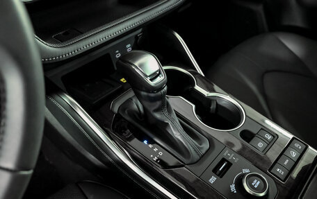 Toyota Highlander, 2025 год, 5 925 000 рублей, 15 фотография