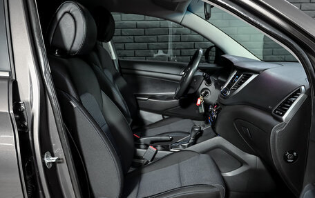 Hyundai Tucson III, 2018 год, 2 300 000 рублей, 11 фотография