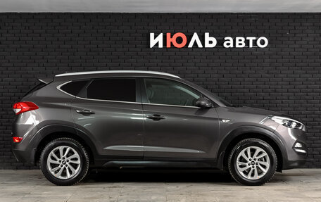 Hyundai Tucson III, 2018 год, 2 300 000 рублей, 9 фотография