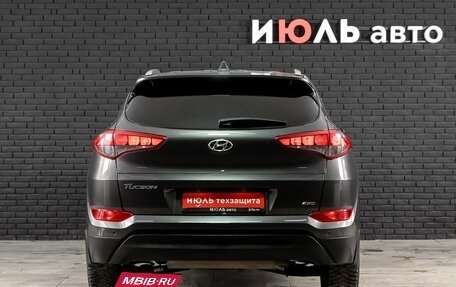 Hyundai Tucson III, 2018 год, 2 300 000 рублей, 5 фотография