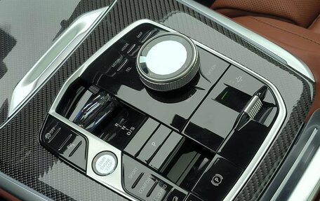 BMW X7, 2025 год, 19 000 000 рублей, 13 фотография