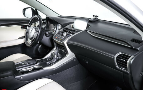 Lexus NX I, 2017 год, 2 847 000 рублей, 11 фотография