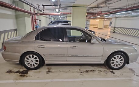 Hyundai Sonata IV рестайлинг, 2007 год, 1 000 000 рублей, 21 фотография