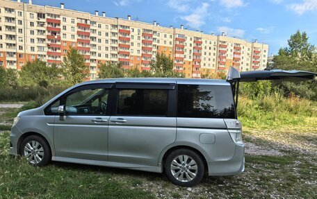 Honda Stepwgn IV, 2010 год, 1 500 000 рублей, 6 фотография