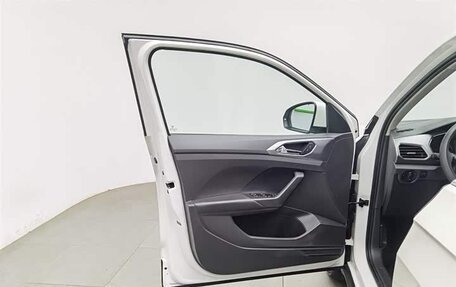 Volkswagen T-Cross I, 2021 год, 1 000 202 рублей, 4 фотография