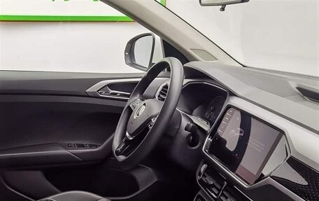 Volkswagen T-Cross I, 2021 год, 1 000 202 рублей, 14 фотография