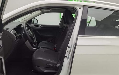 Volkswagen T-Cross I, 2021 год, 1 000 202 рублей, 5 фотография