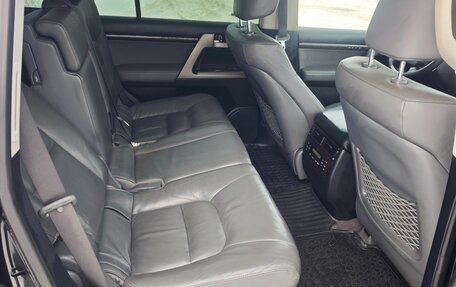 Toyota Land Cruiser 200, 2008 год, 2 299 999 рублей, 14 фотография