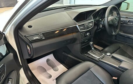 Mercedes-Benz E-Класс, 2010 год, 2 199 999 рублей, 12 фотография