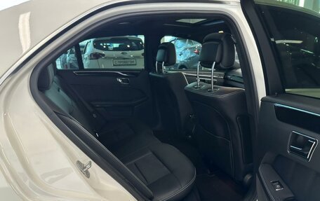 Mercedes-Benz E-Класс, 2010 год, 2 199 999 рублей, 19 фотография