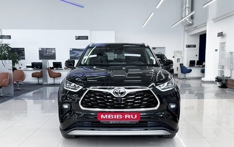 Toyota Highlander, 2025 год, 5 650 000 рублей, 2 фотография