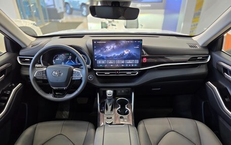 Toyota Highlander, 2025 год, 5 650 000 рублей, 13 фотография