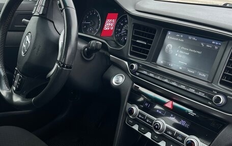 Hyundai Elantra VI рестайлинг, 2018 год, 1 600 000 рублей, 15 фотография