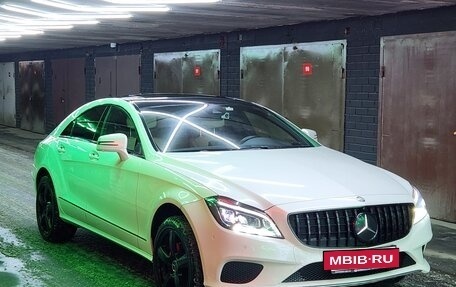 Mercedes-Benz CLS, 2015 год, 3 990 000 рублей, 2 фотография