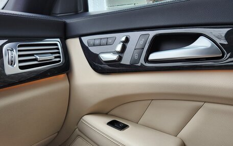 Mercedes-Benz CLS, 2015 год, 3 990 000 рублей, 22 фотография