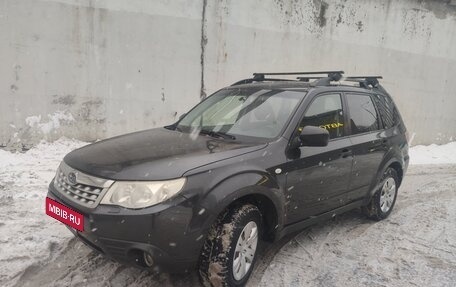Subaru Forester, 2011 год, 900 000 рублей, 2 фотография