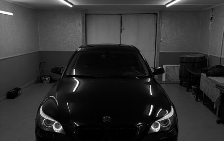 BMW 5 серия, 2007 год, 1 200 000 рублей, 1 фотография