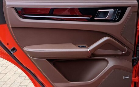 Porsche Cayenne III, 2021 год, 10 700 000 рублей, 21 фотография