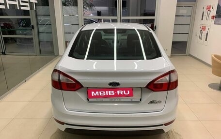 Ford Fiesta, 2016 год, 880 000 рублей, 5 фотография