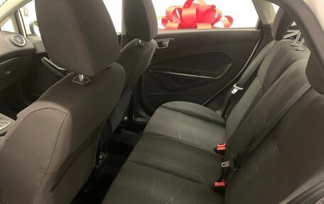 Ford Fiesta, 2016 год, 880 000 рублей, 10 фотография